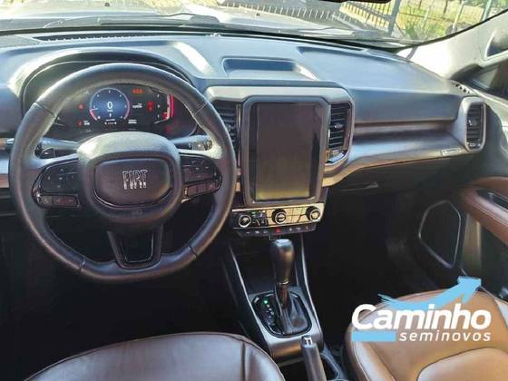 FIAT TORO 2.0 16V TURBO DIESEL RANCH 4WD AT9 FIAT TORO 2.0 16V TURBO DIESEL RANCH 4WD AT9